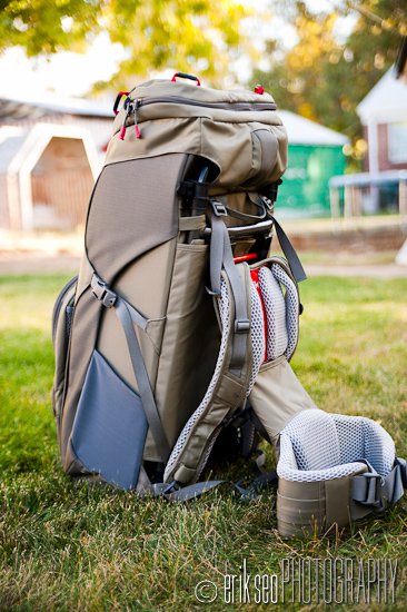 Clik Elite Volt Camera Backpack Review Newschoolers Clik Elite Volt With The Stand Legs Extended