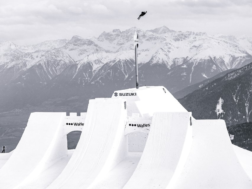 Photo Recap of Nine Knights Perfect Hip 2016 (17 Photos)