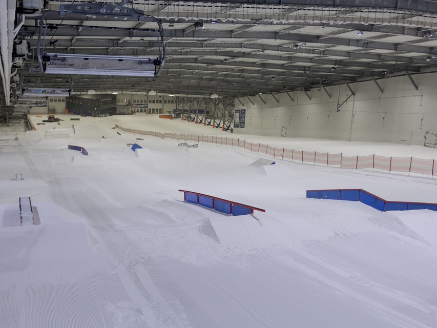 Biggest Indoor Rail Park Ever - Snowpark Bispingen
