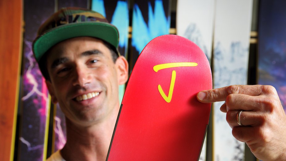 Jason Levinthal Wins NASJA's Snowsports Achievement Award