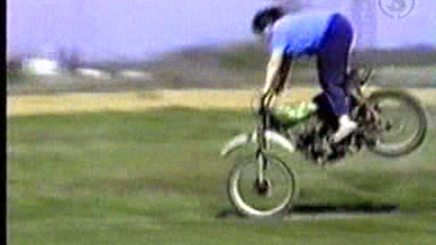 mom crashes on a dirt bike funny - Videos 