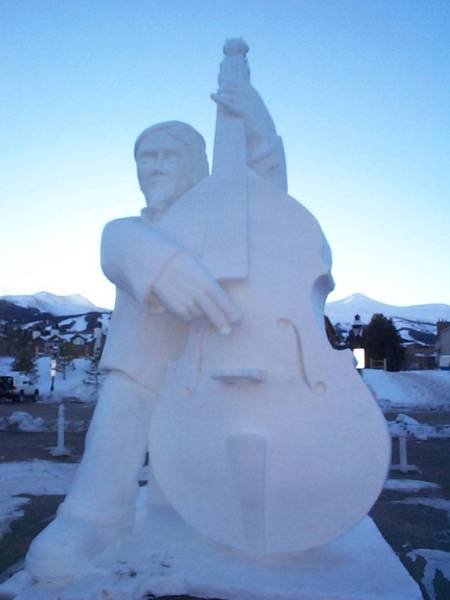 Breckenridge snow sculpture 1