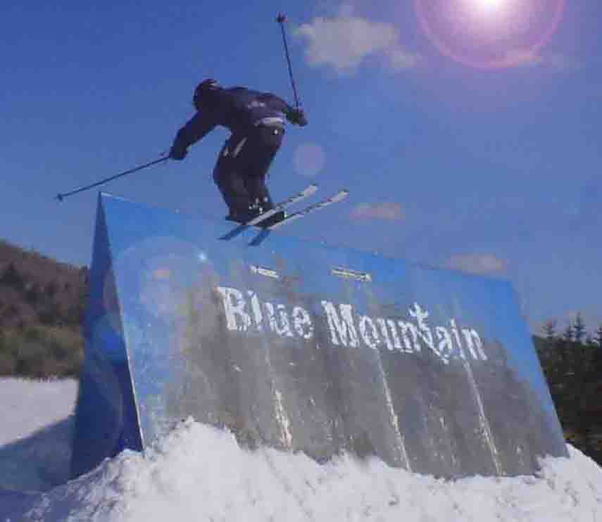 Wall Stall at Blue Mountain