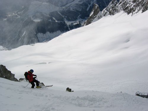 Steep entry onto the Glacier