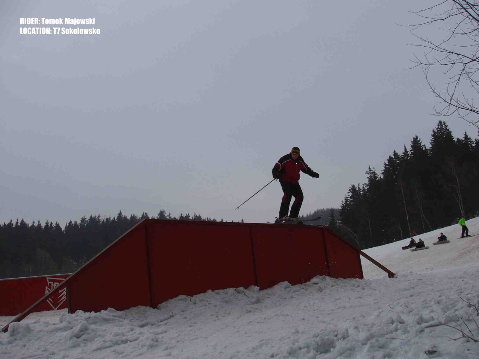 trapezoid rail slide