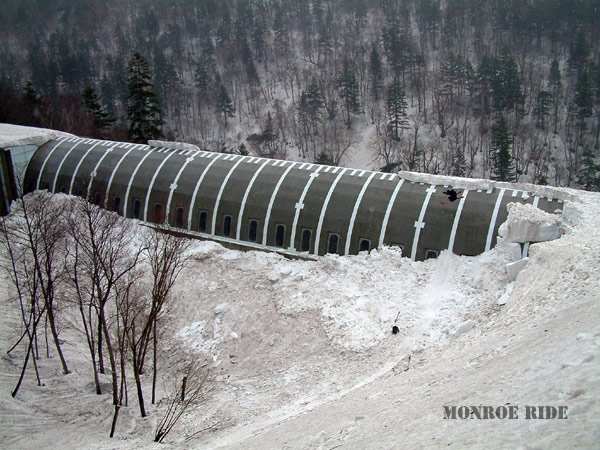 tunnel quarter pipe