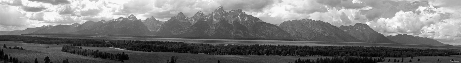 a panorama i made of all the tetons