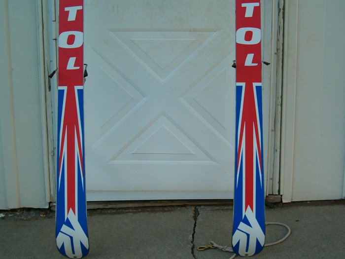 Skis, for thread 4