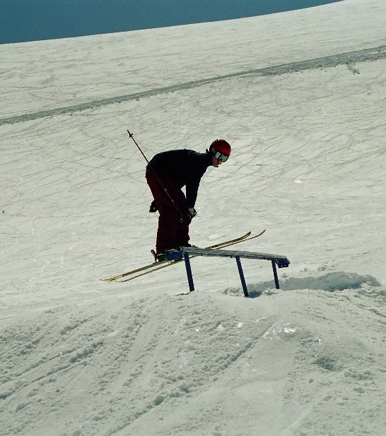 Nosepress at Stryn