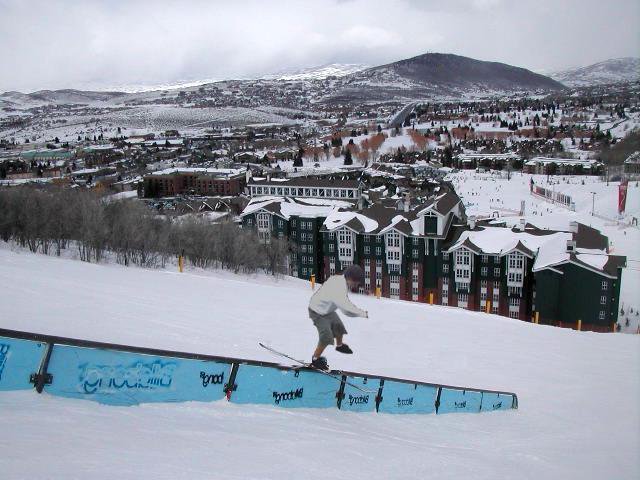 The 50 foot down rail at pc, one footed?? steezy