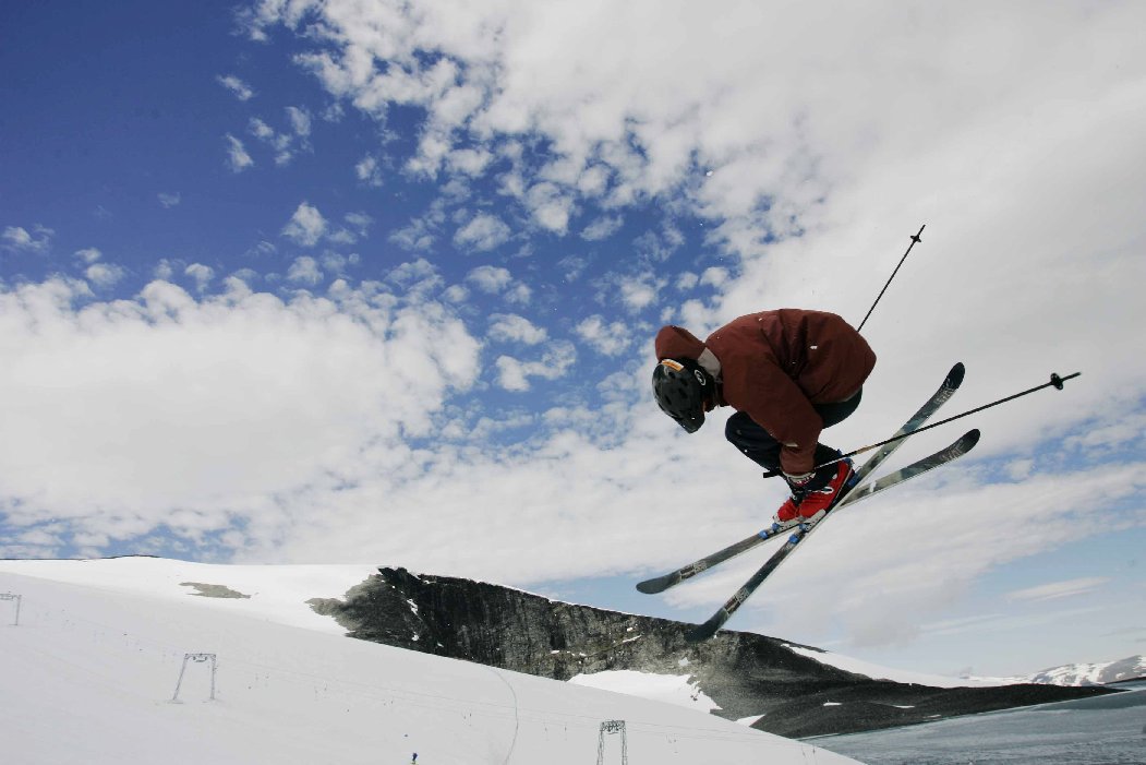 me taking a Flatspin 720 on telemark