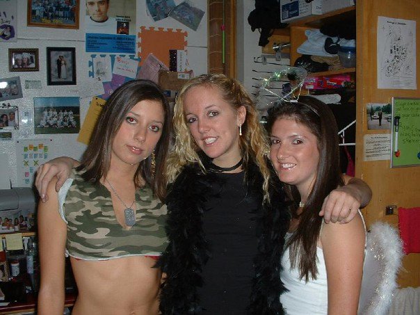 Another Pic for Lateralis...Me (left) + Roommates