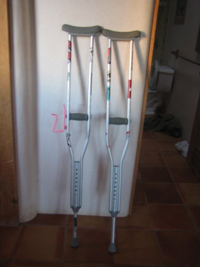 andres pimp crutches