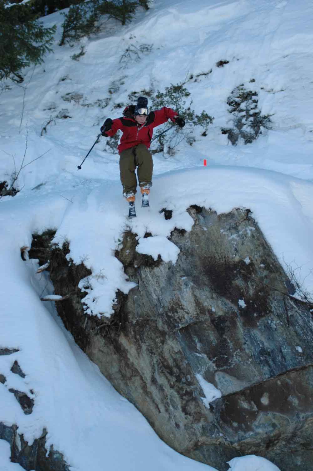 Cliff jump (25 feet