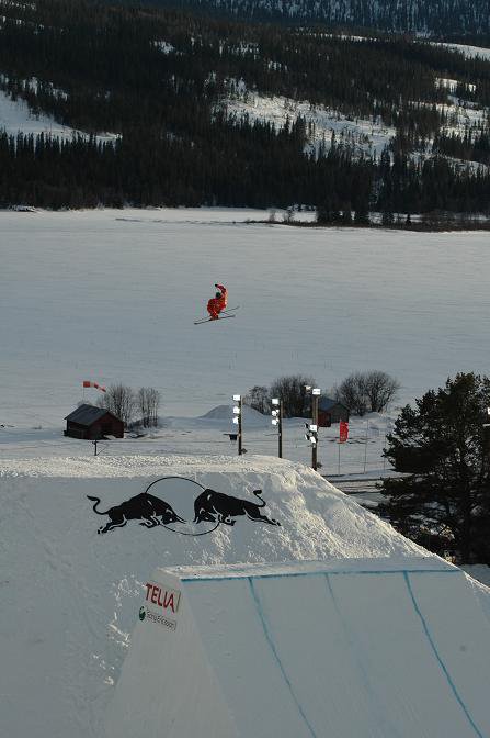 Jon Olsson Invitaional | Wilson flip to sw