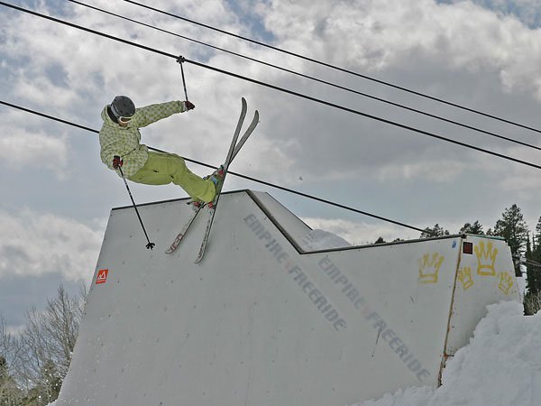 Tate from TGR! Wall sesh.!