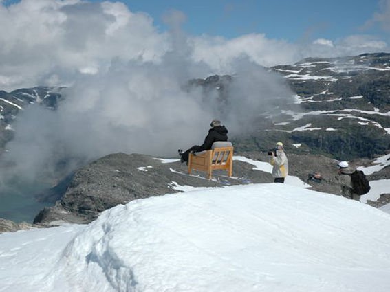 a relaxing day in the slopes