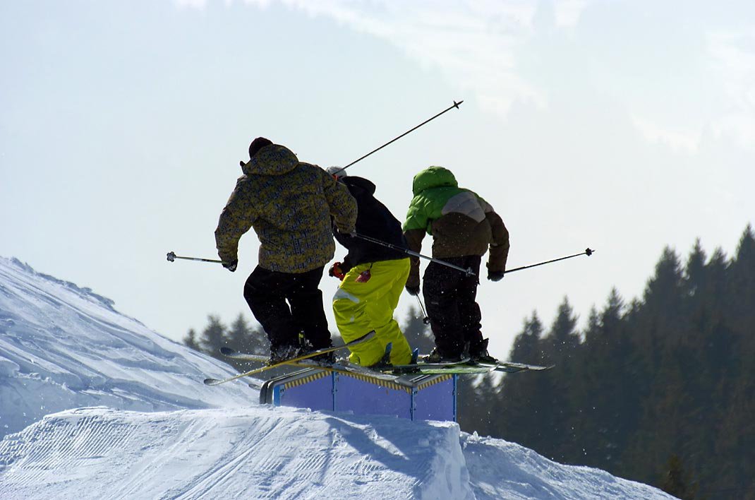 Three BOYS on One Rail