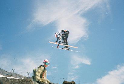 Jumping over retarded snowboarder