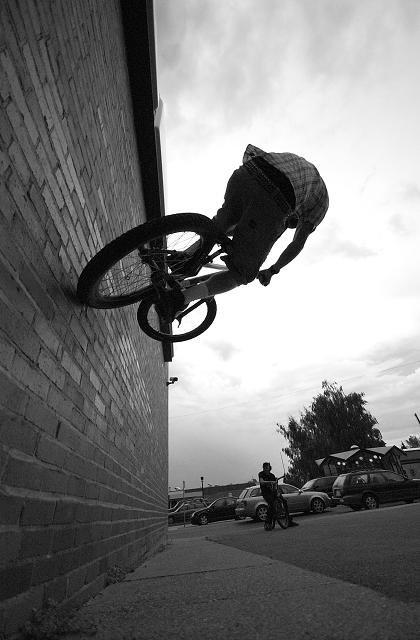 Trannyless wallride