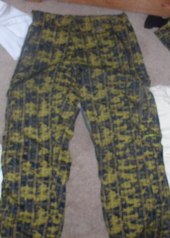 FOR SALE: LARGE OAKLEY MAST PANT