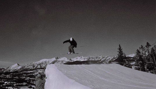 Big Sky Kicker -Black White- Styled 3