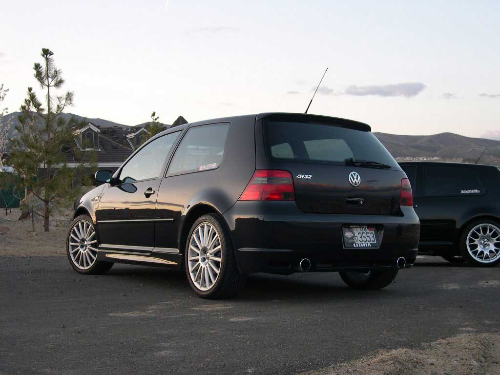 VW R32