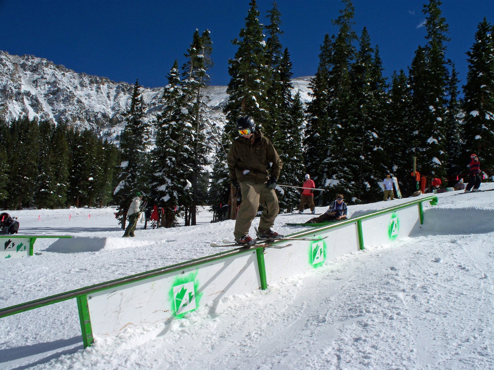 Abasin downrail