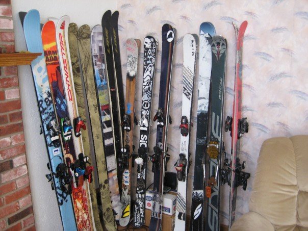 Have some skis.