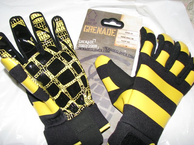 Sexy gloves; Yea or Nea??