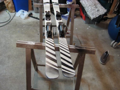 Skis i painted2