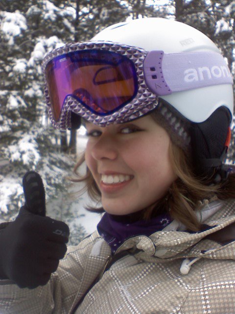 Thumbs up for snowshredding!