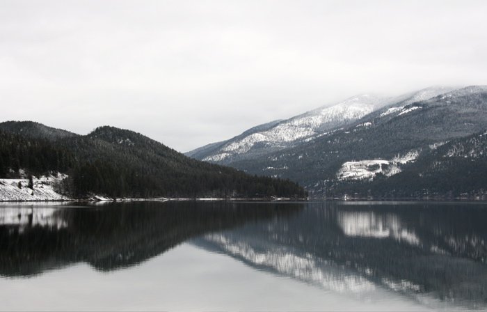 Lake/Mountain Reflection Landscape