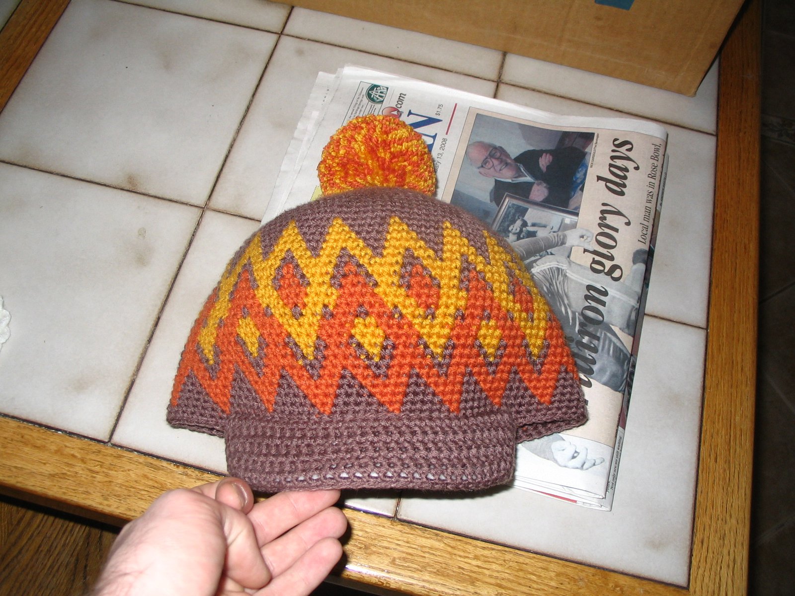 Hat 8b