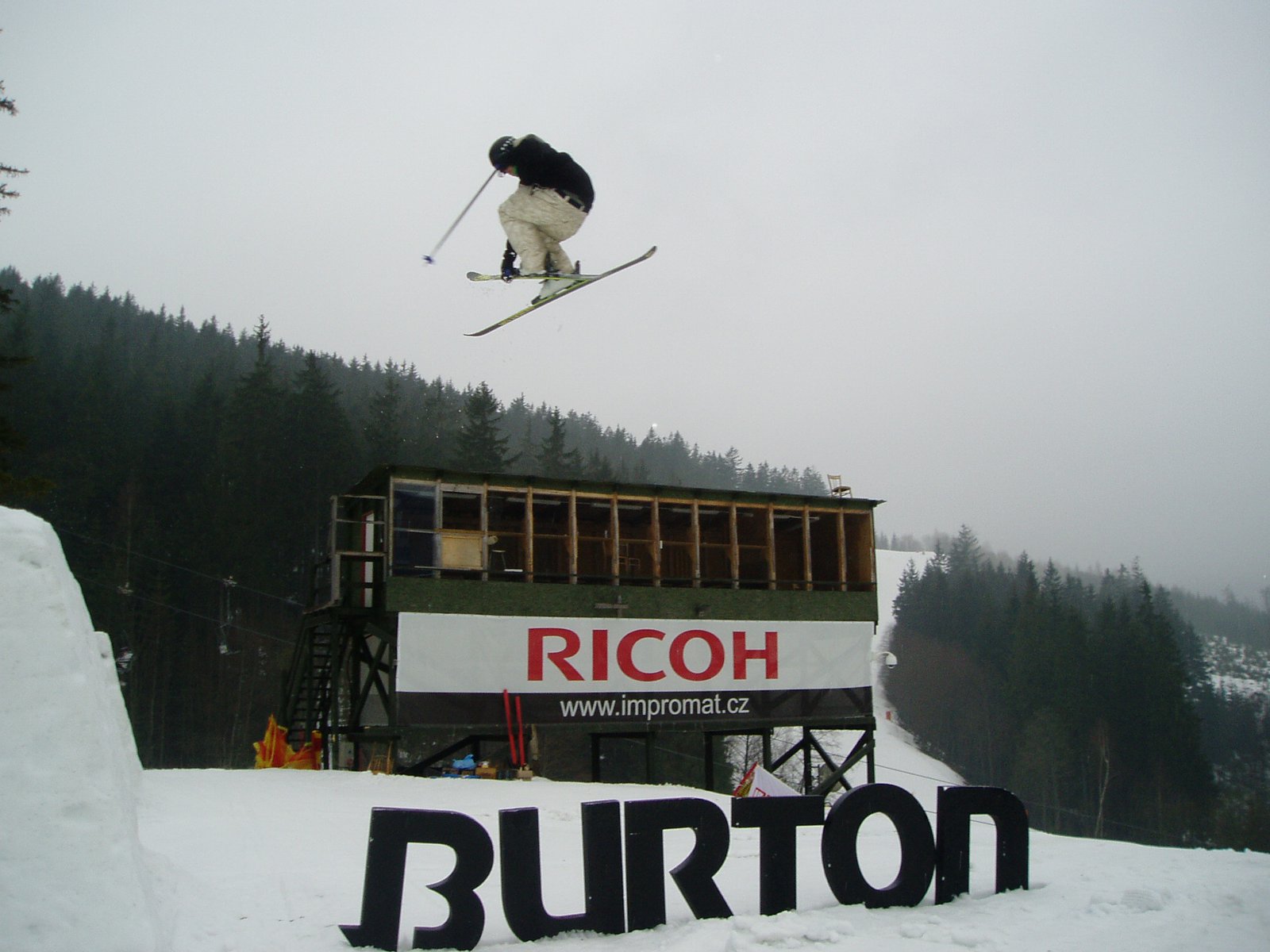 Burton Spring Sessions in CZ... yayy