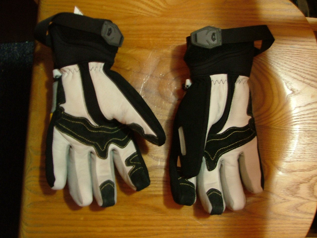 Gloves 2
