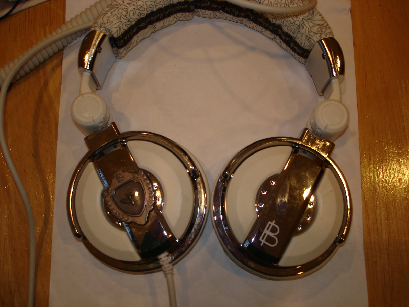 Burton headphones2