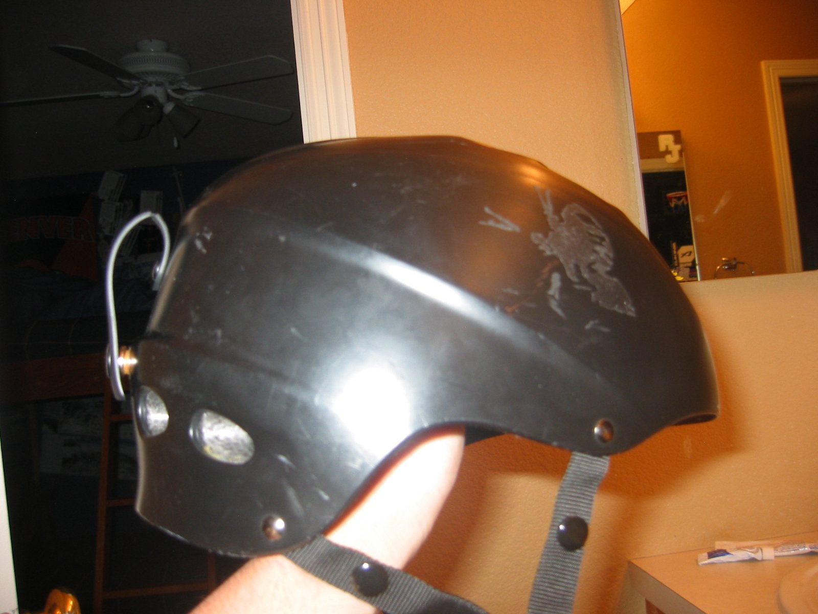 Giro G10 Helmet