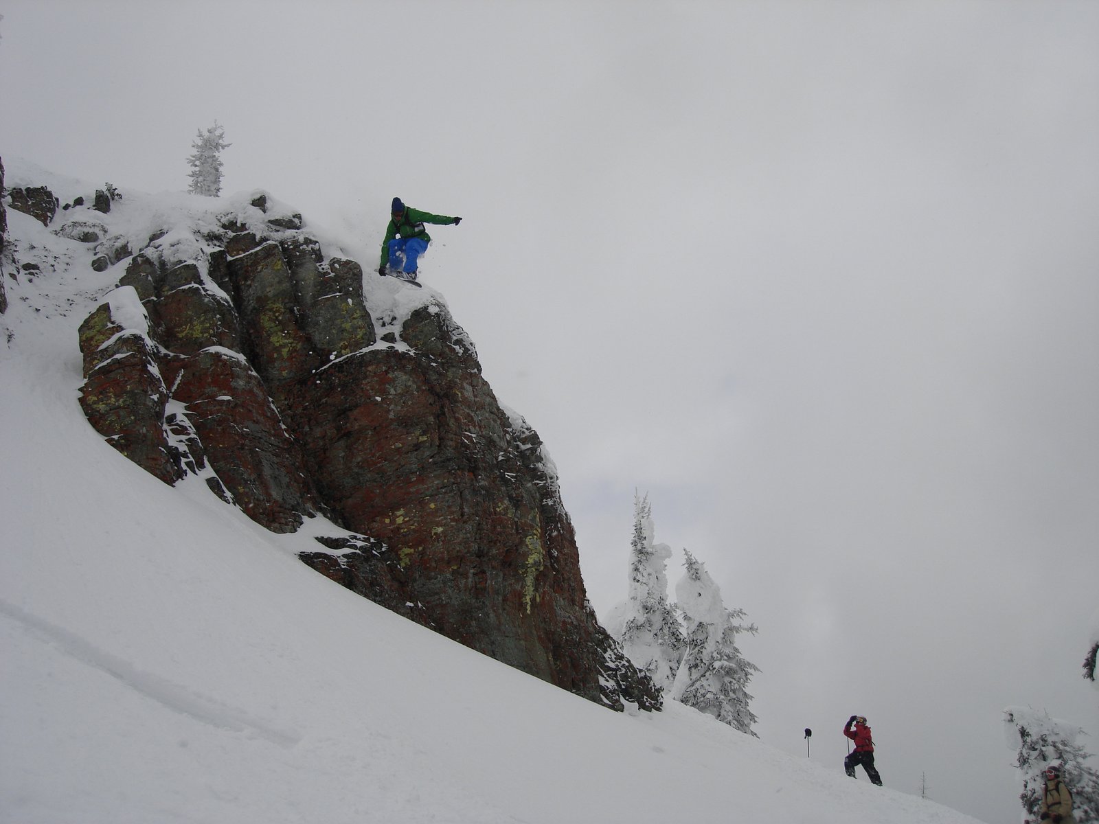 Summit house cliff in march