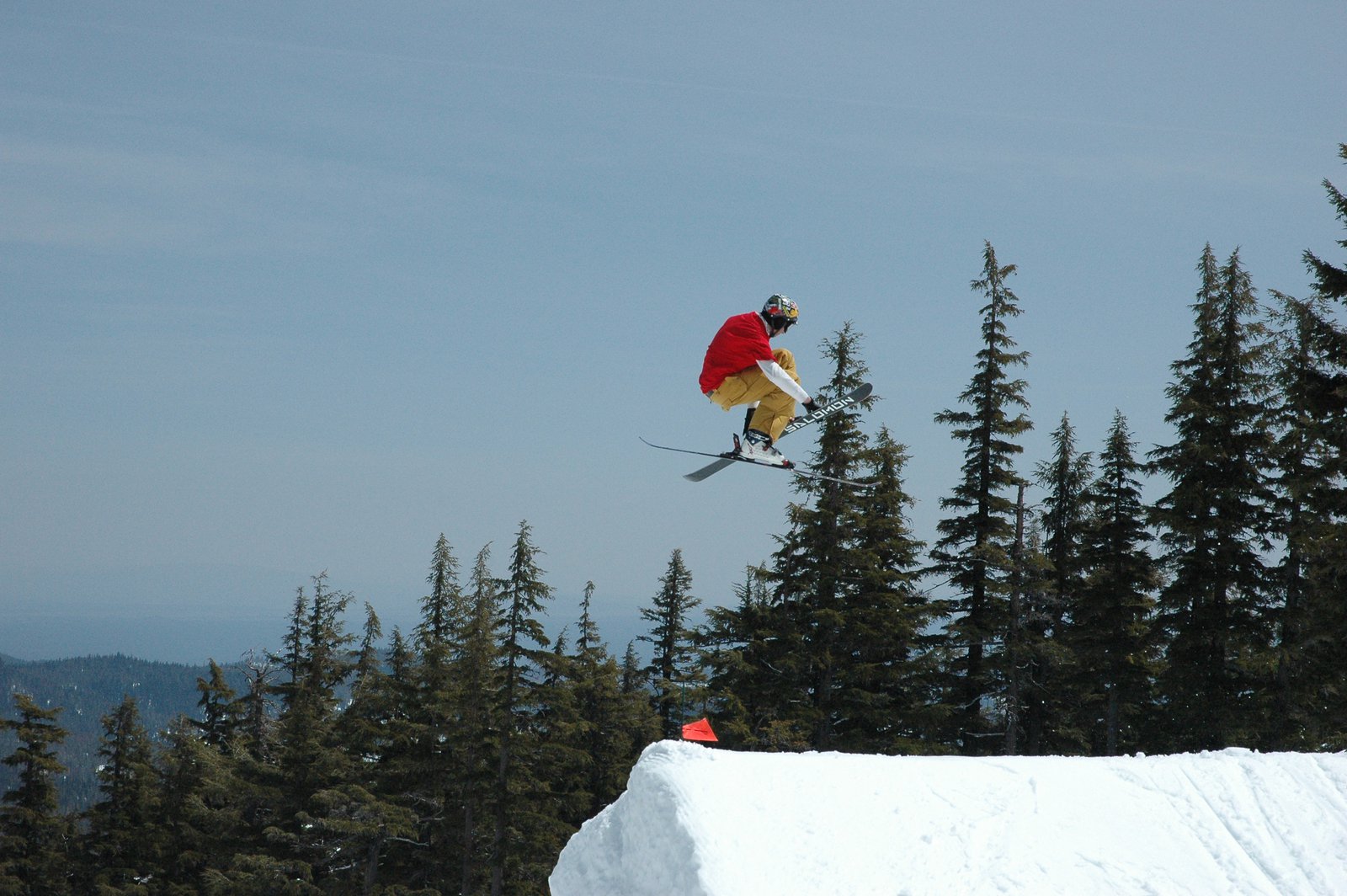 Skiing at bachelor