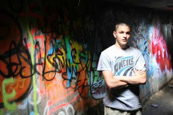 Graffiti tunnel1