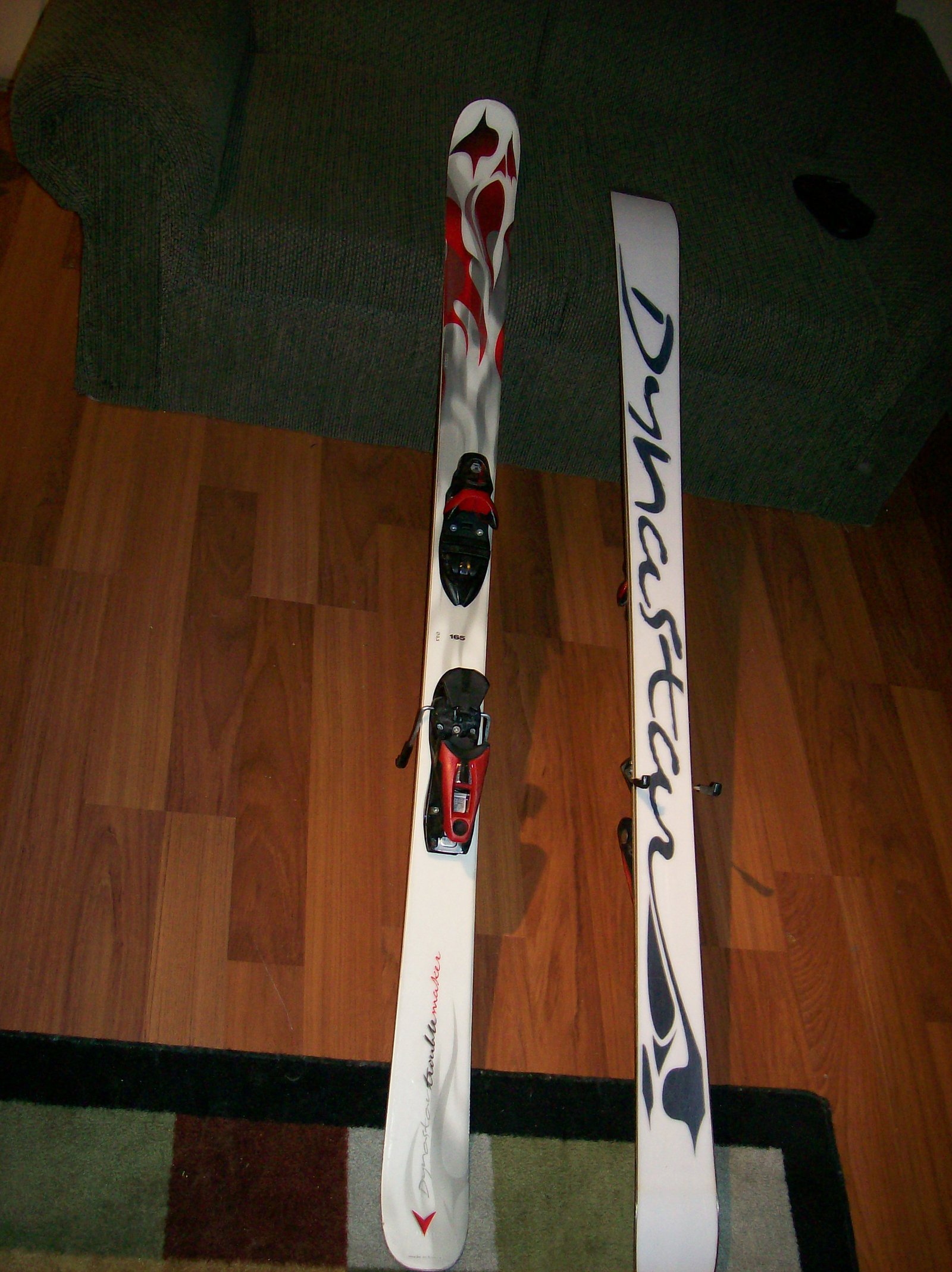 Skis - 2 of 2