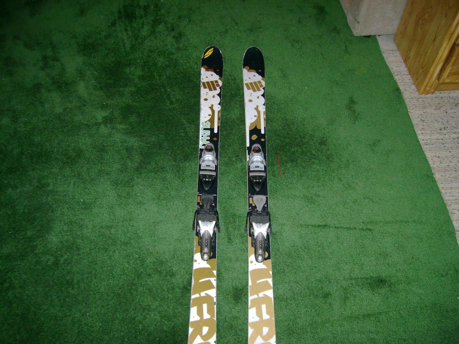 4frnt skis