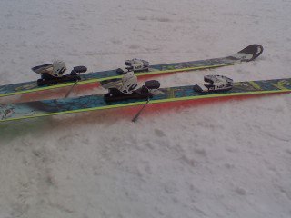 My skis glow!