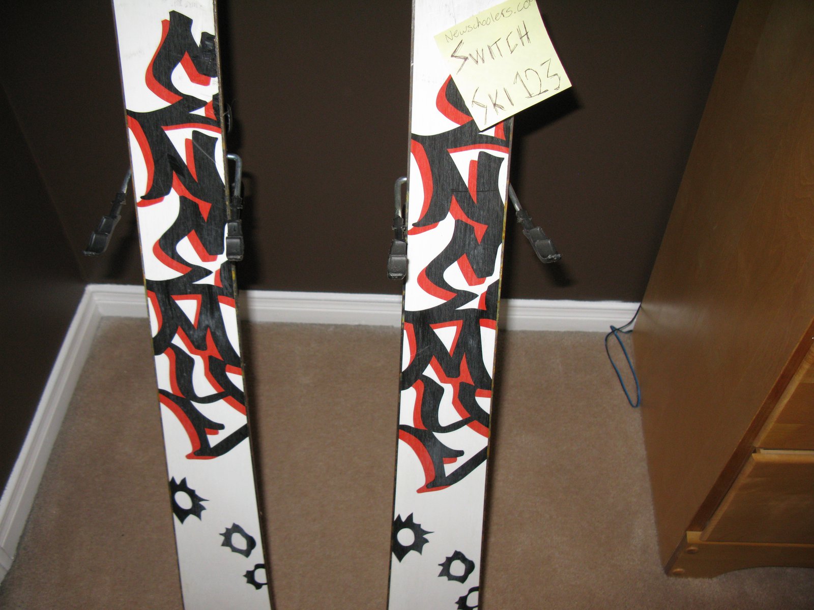Skis - 1 of 16