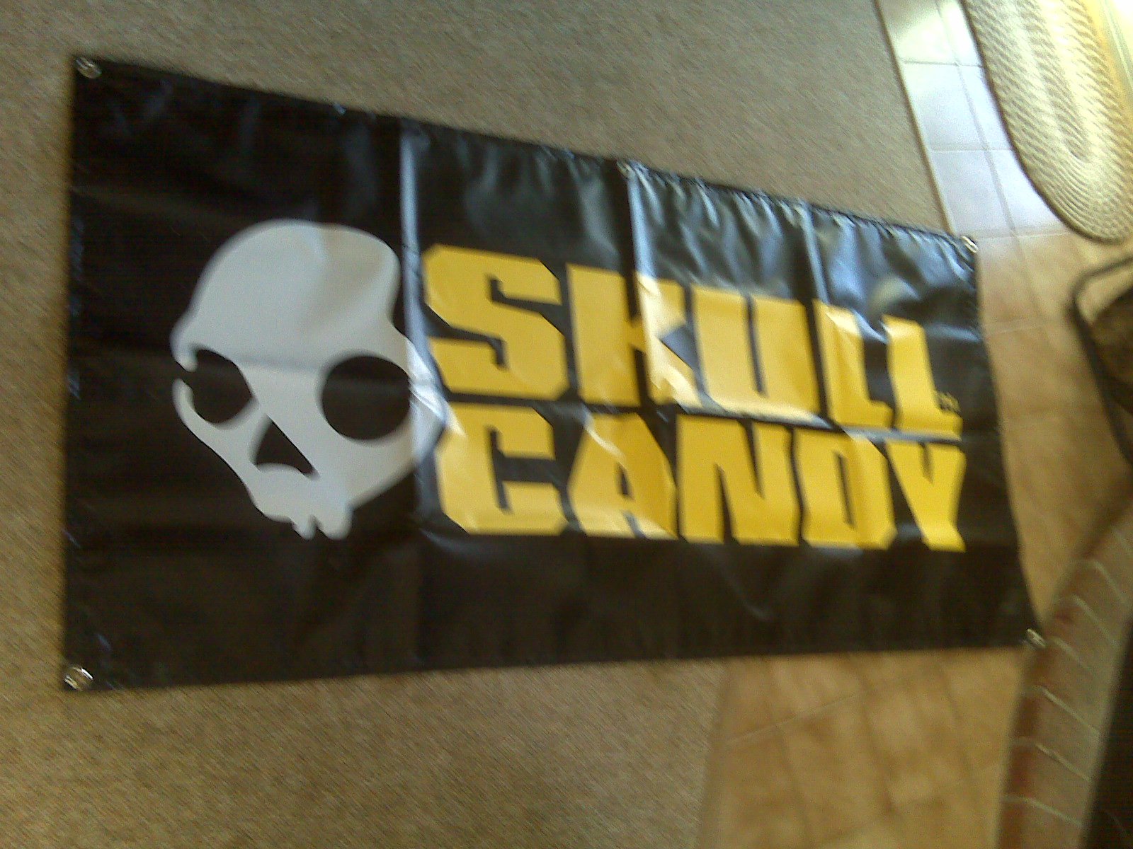 FS/FT: 3x6 ft Skullcandy Banner