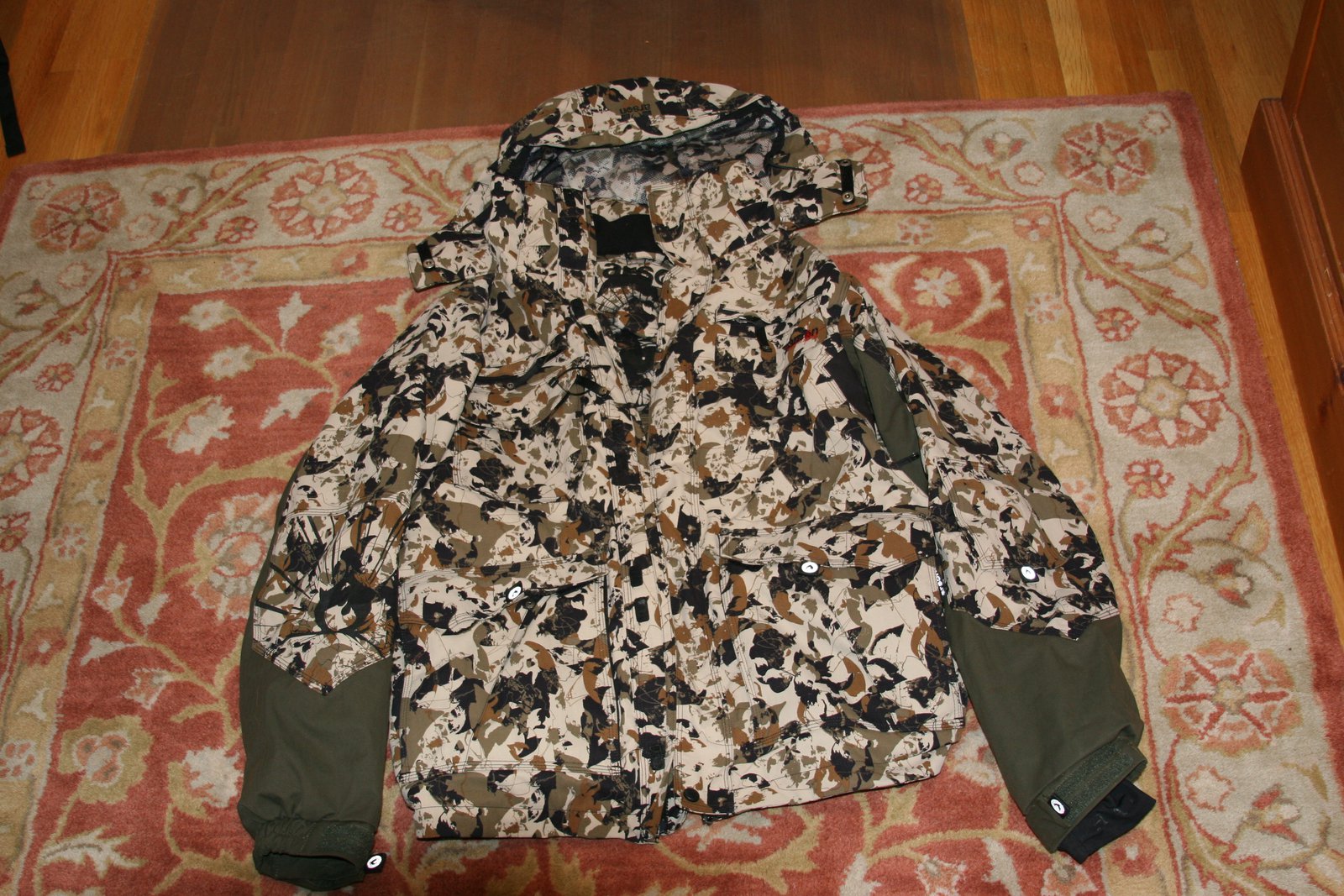 Arson camo jacket (medium)