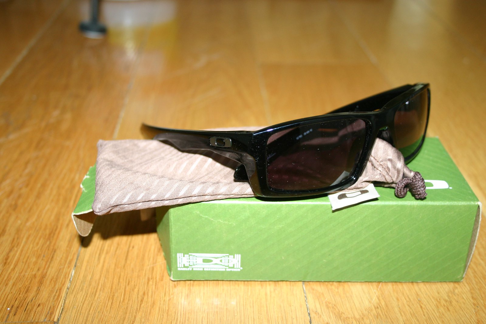 FS: Oakley Twitch Sunglasses