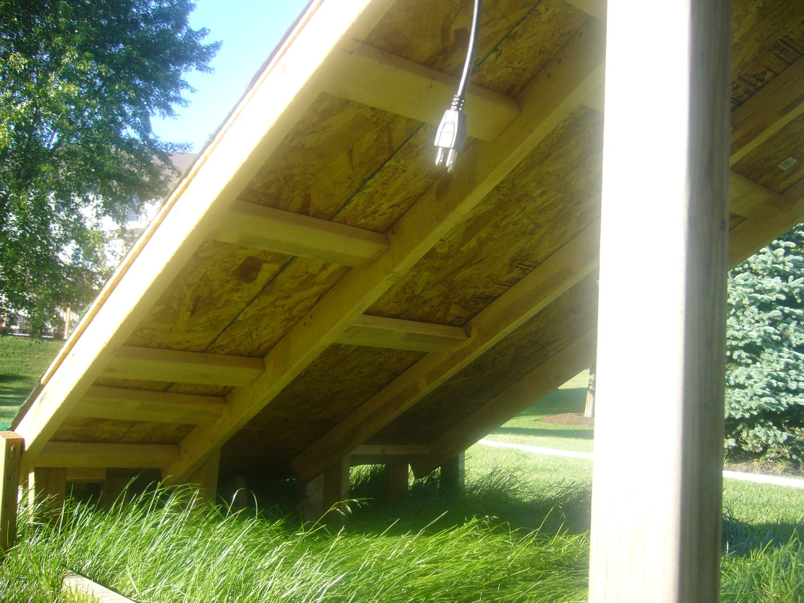 Under view of support planks