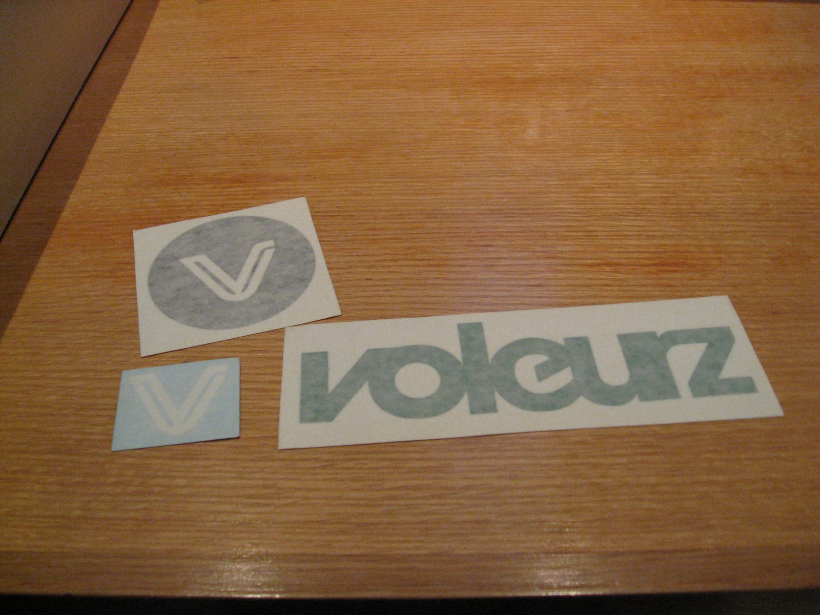 Voleurz Stickers